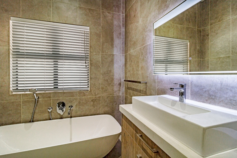 4 Bedroom Property for Sale in Mzuri Estate Western Cape